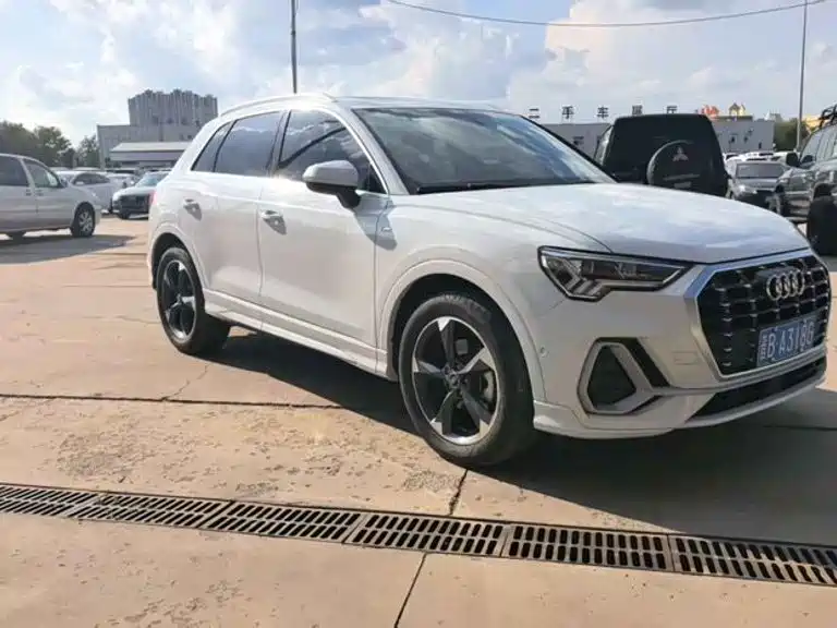 Audi Q3 2022