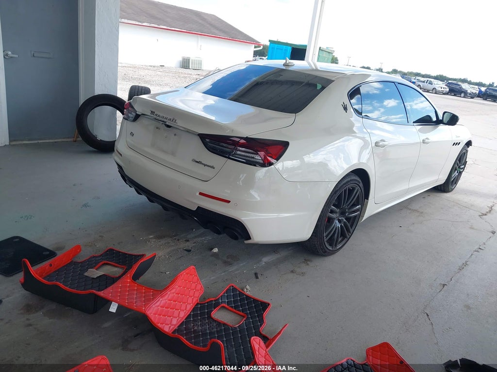 Maserati Quattroporte 2022