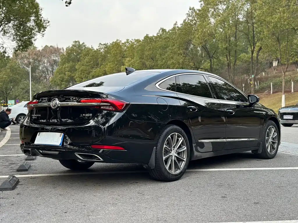 Buick LaCrosse 2022