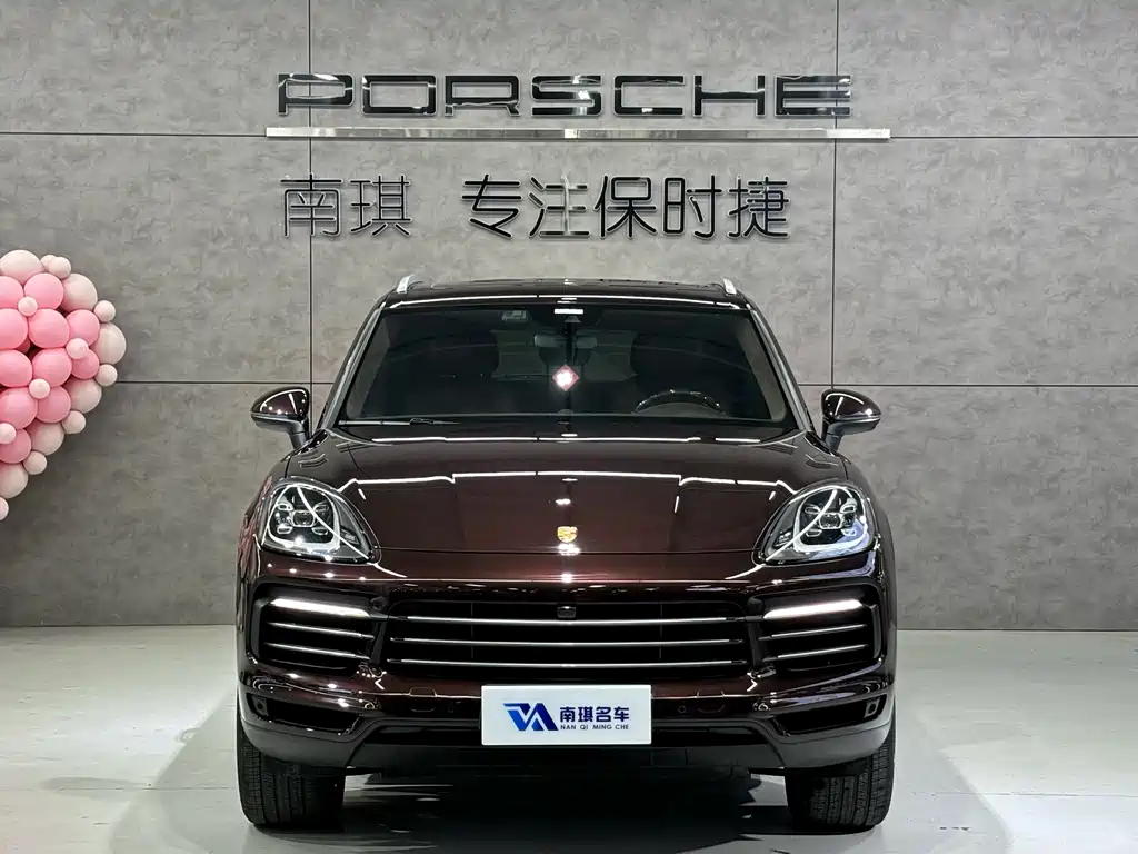 Porsche Cayenne 2021