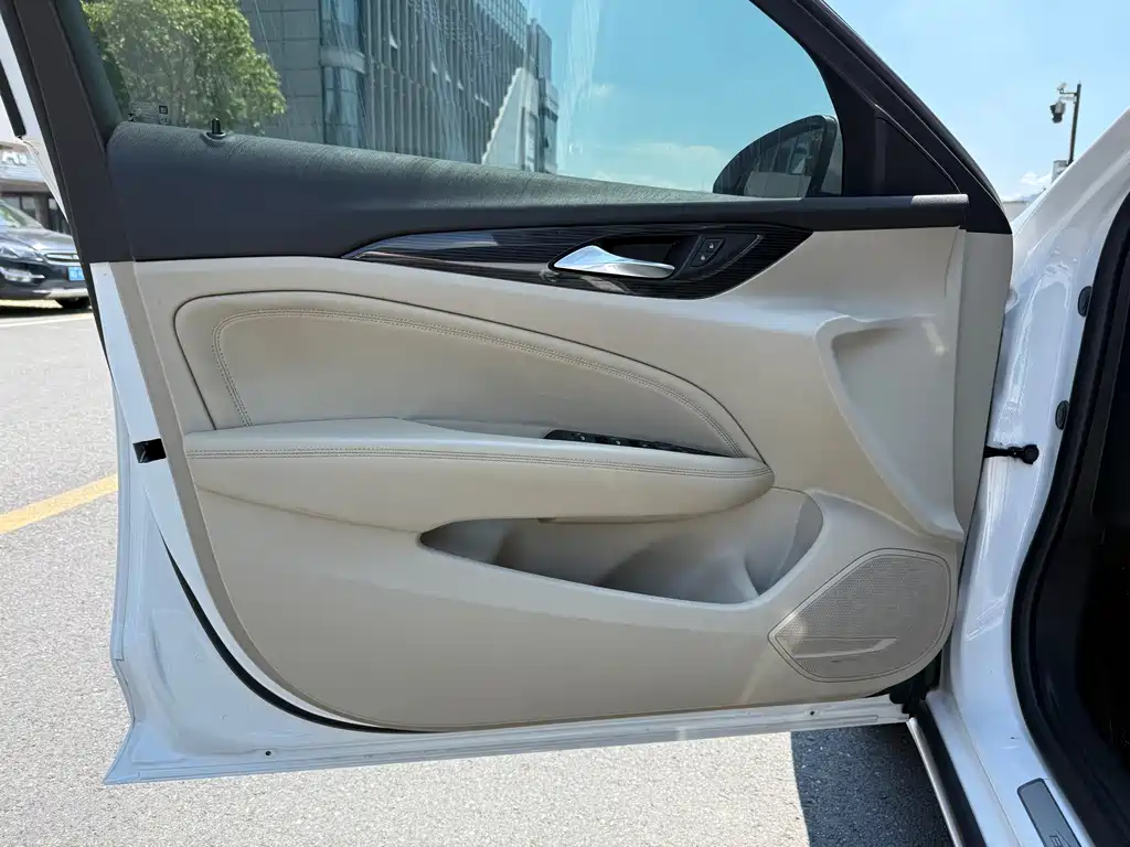 Buick Regal 2020