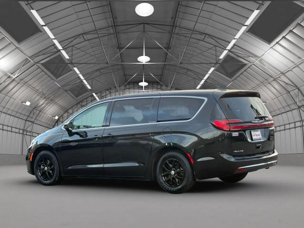 Chrysler Pacifica 2023