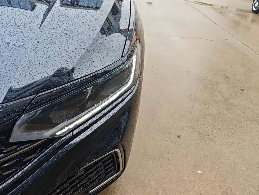 Volkswagen Passat 2025