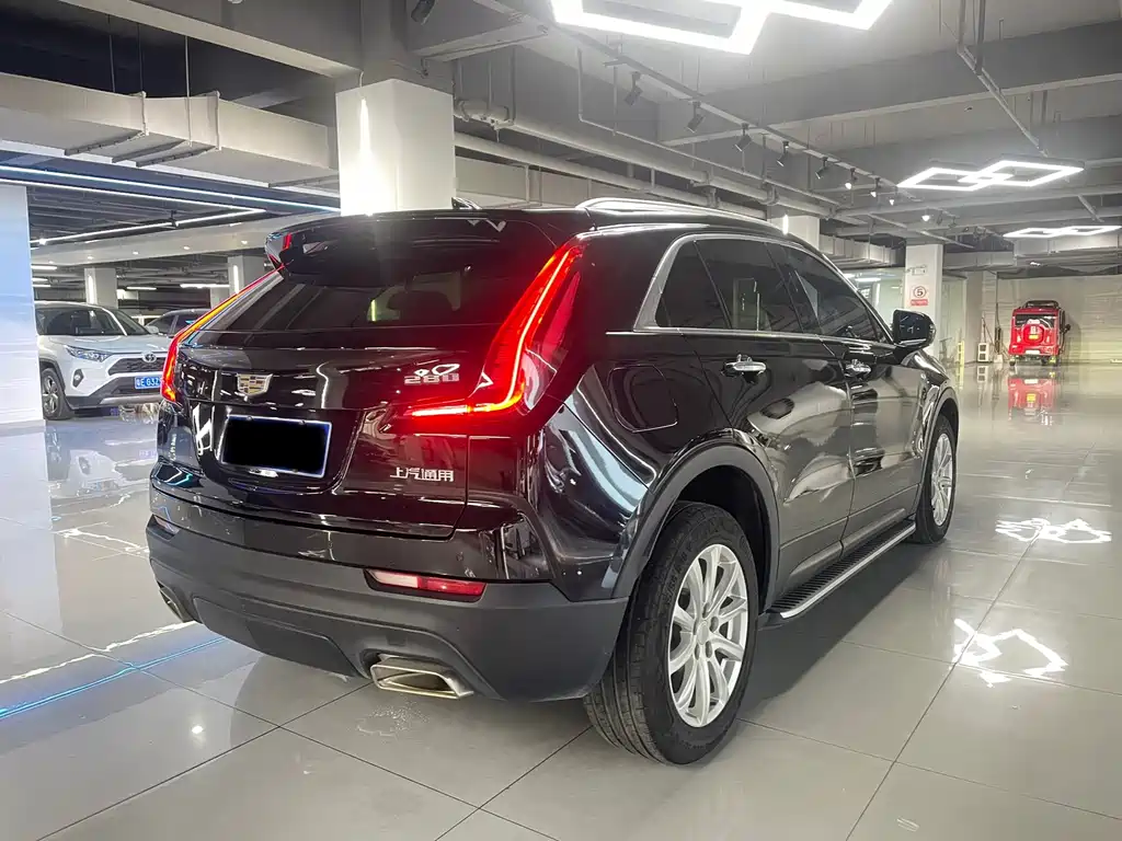 Cadillac XT4 2023