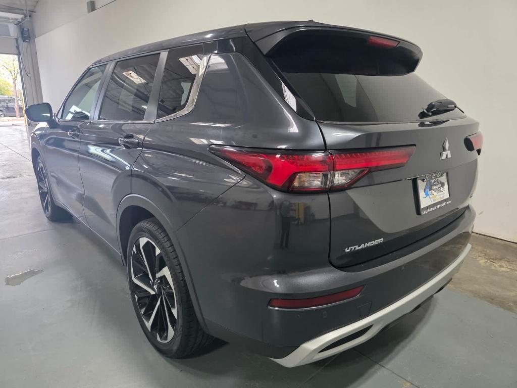 Mitsubishi Outlander 2024