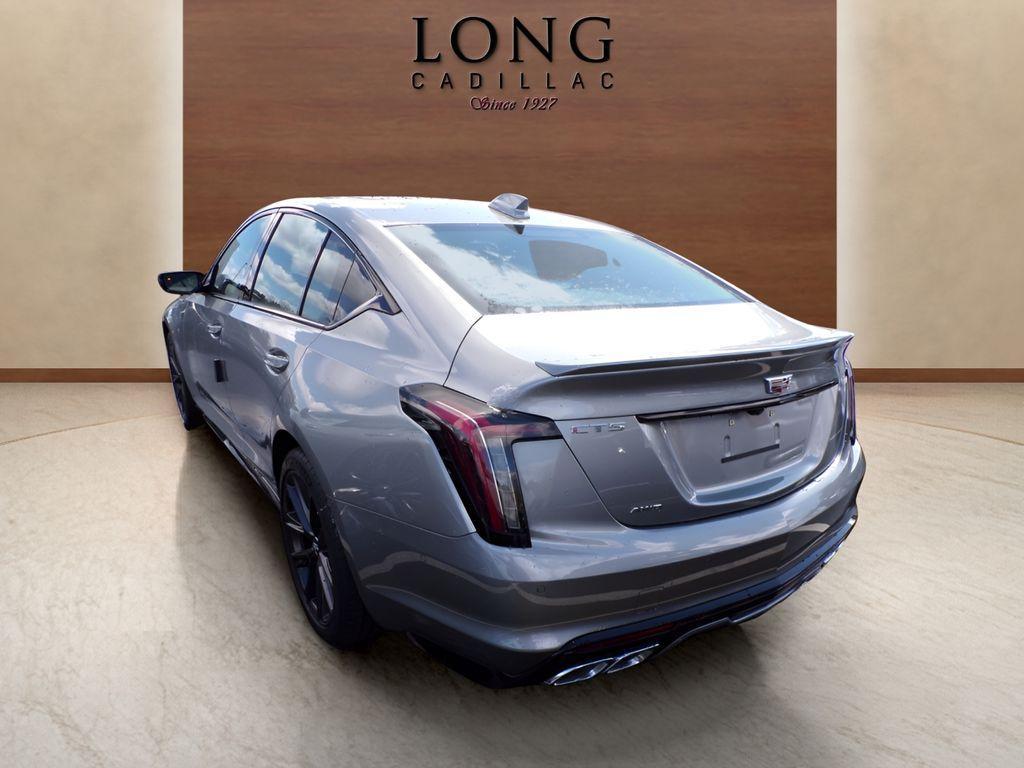 Cadillac CT5-V 2026