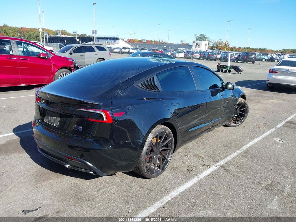 Tesla Model 3 2025