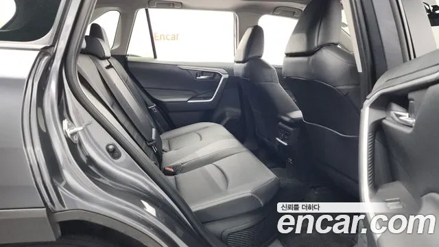 Toyota RAV4 2024