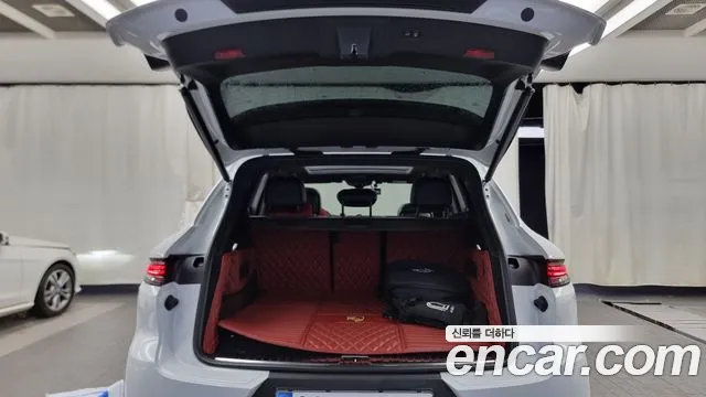 Porsche Cayenne 2025