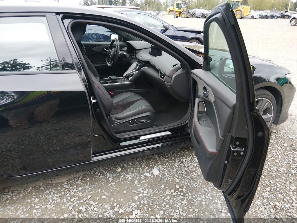 Acura TLX 2023