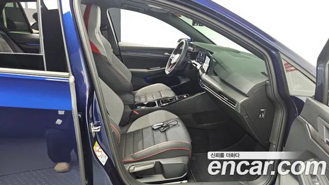 Volkswagen Golf 2023