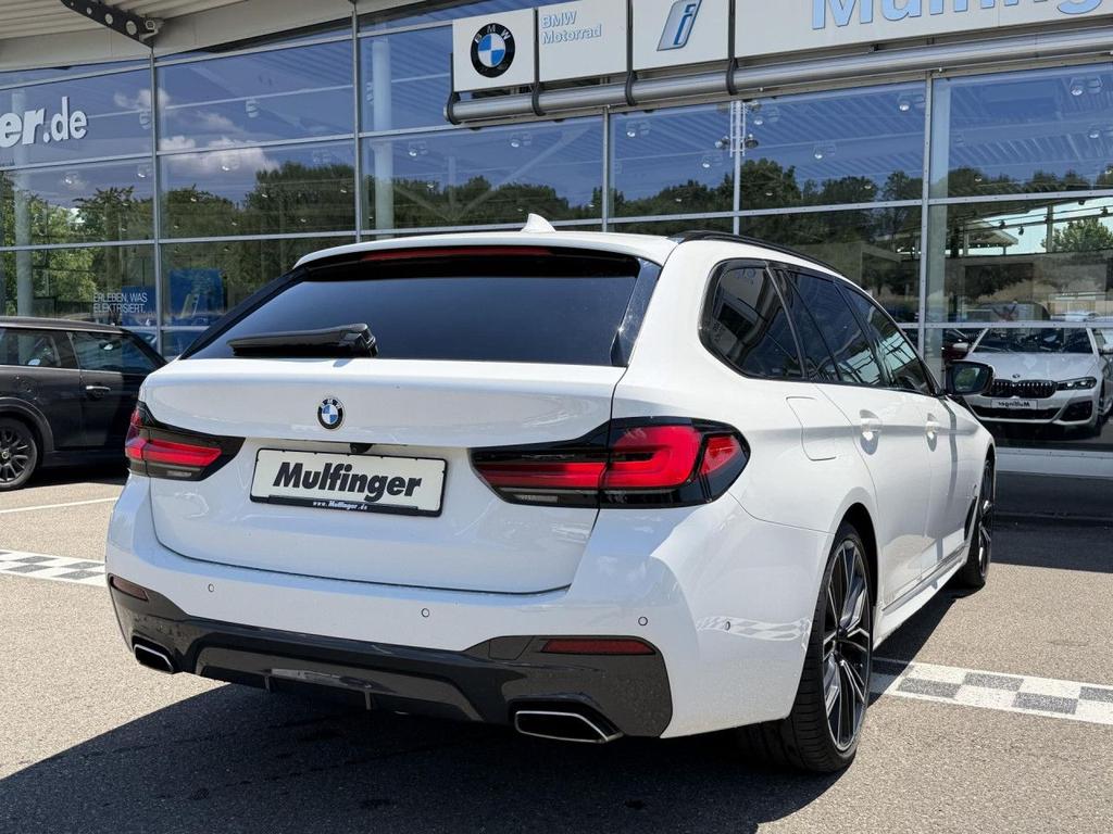 BMW 530 2023