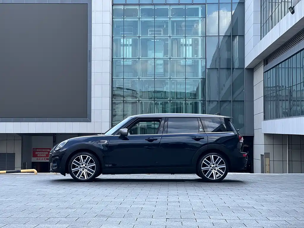 Mini Clubman 2022