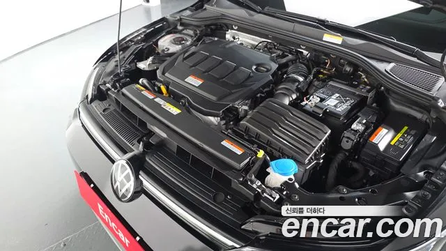 Volkswagen Golf 2024