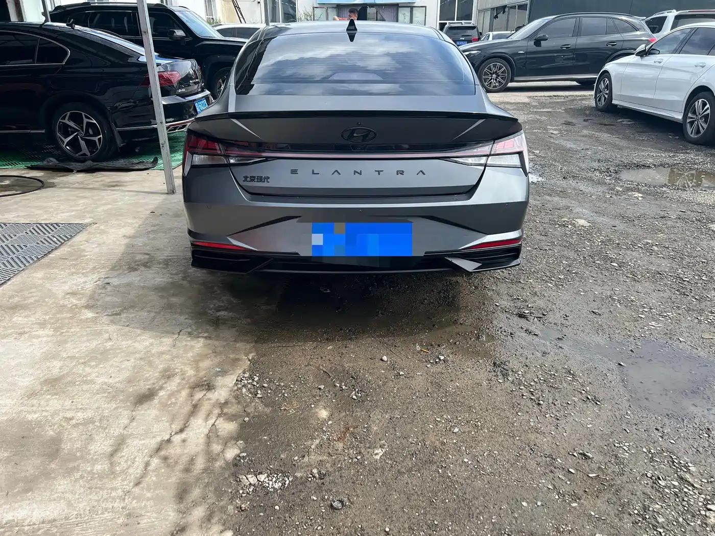 Hyundai Elantra 2022