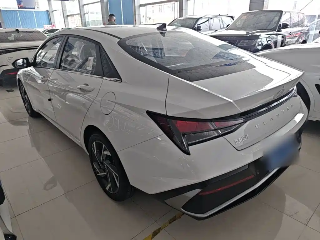 Hyundai Elantra 2026