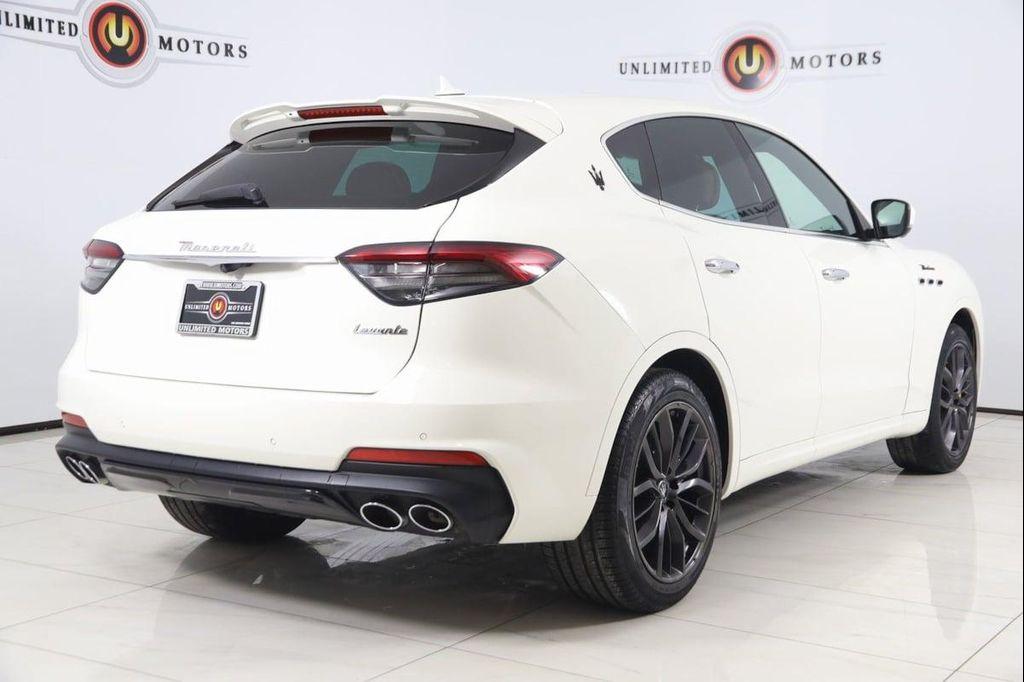 Maserati Levante 2022