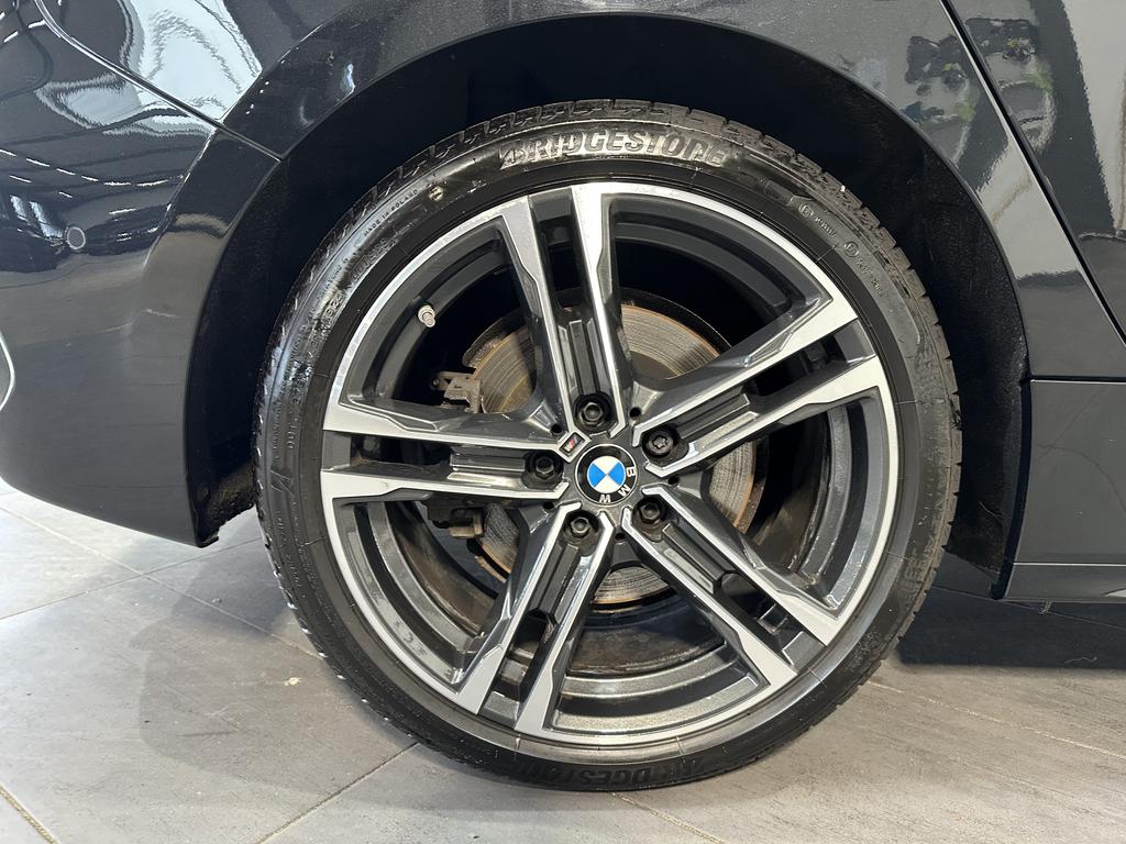 BMW 120 2022