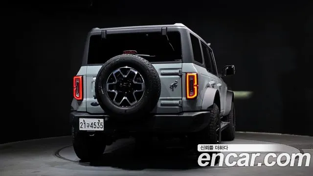 Ford Bronco 2024