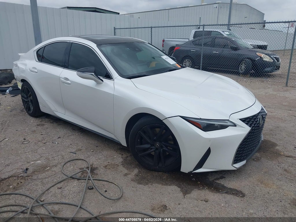 Lexus IS 300 2021