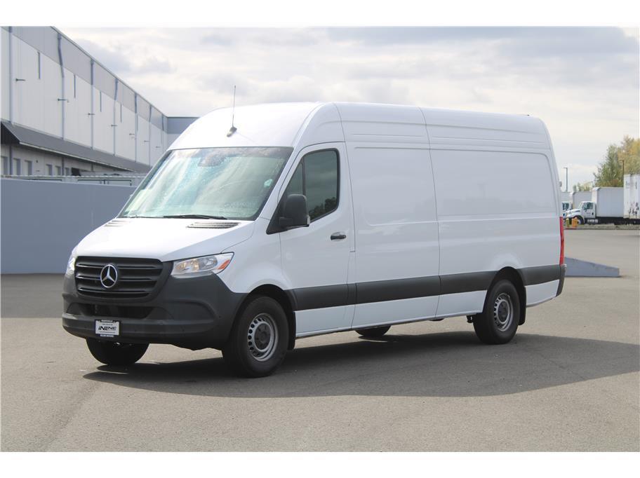 Mercedes-Benz S-Класс 2024