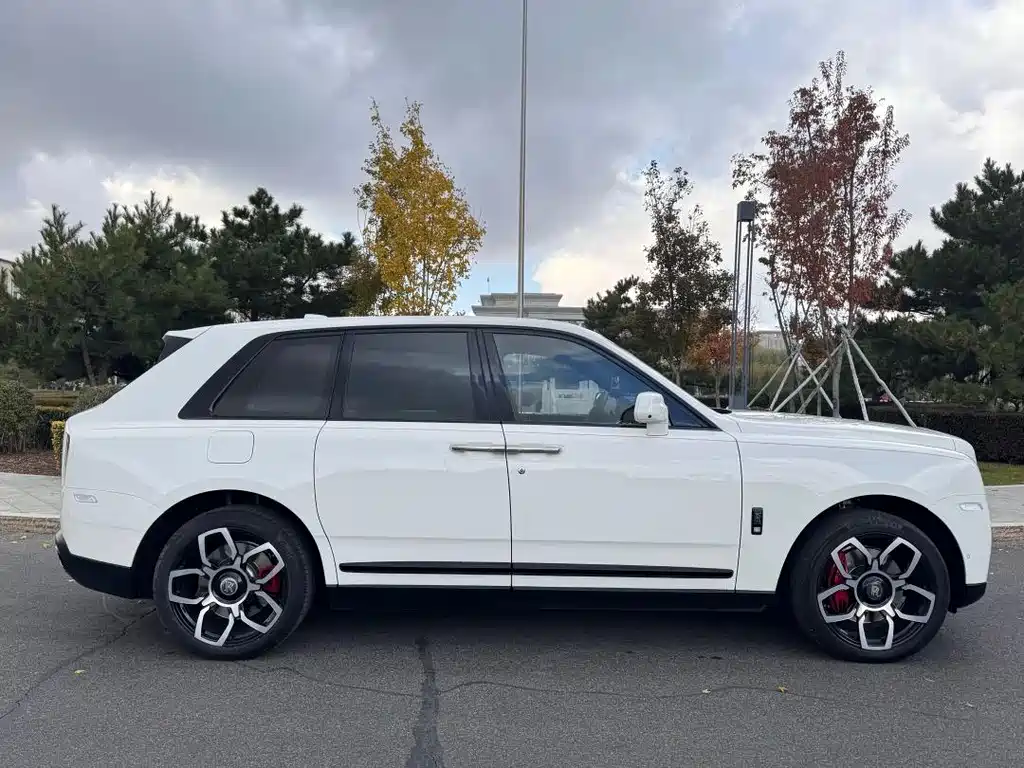 Rolls-Royce Cullinan 2021