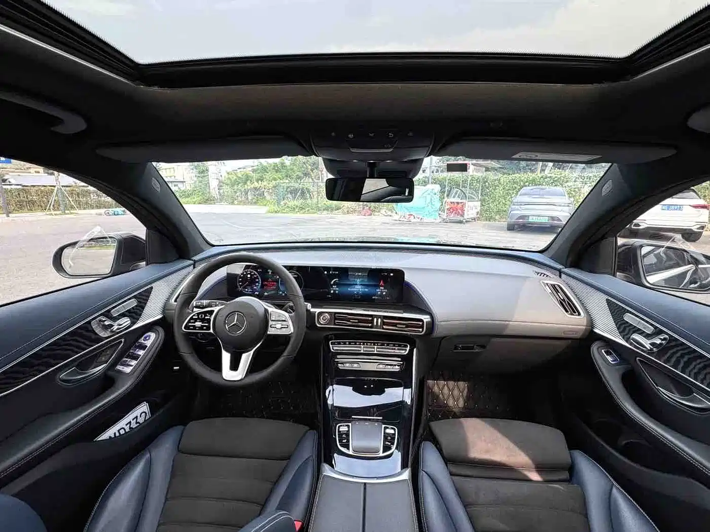 Mercedes-Benz EQC 2021