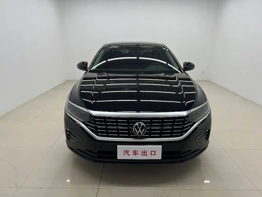 Volkswagen Passat 2023