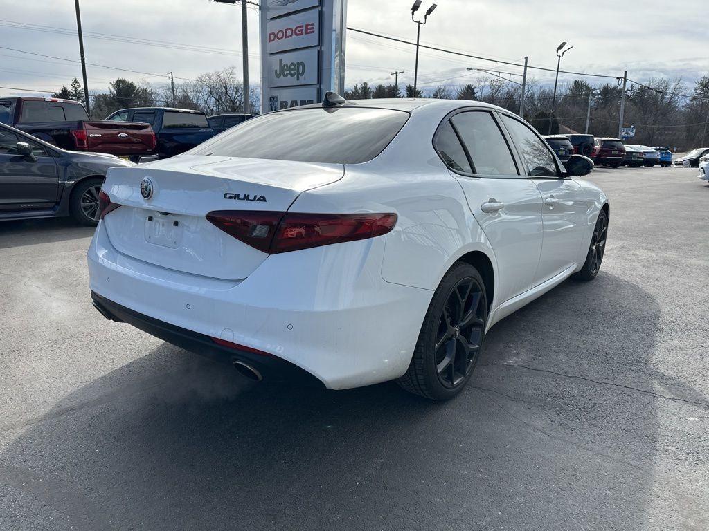 Alfa Romeo Giulia 2021