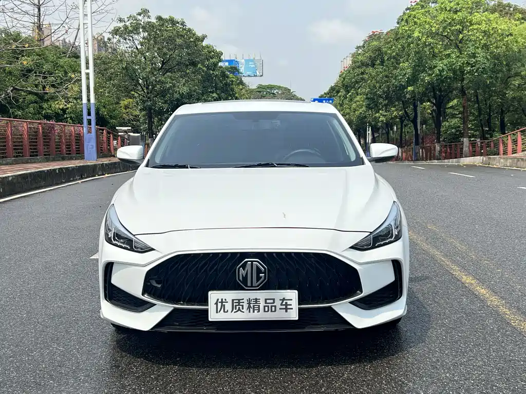 MG MG5 2022