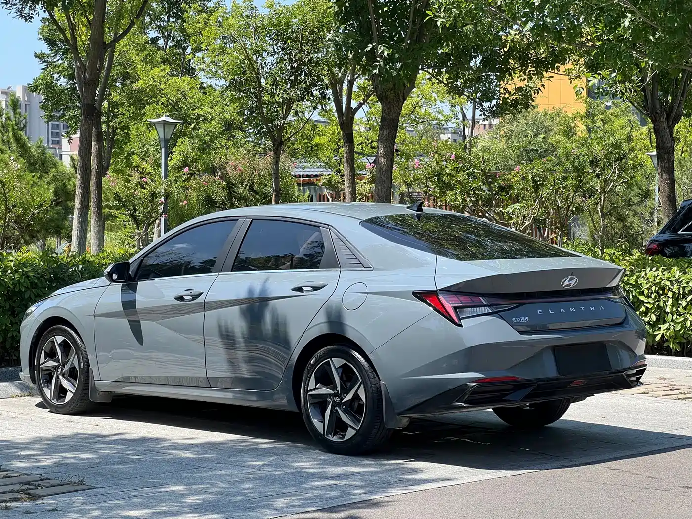 Hyundai Elantra 2023