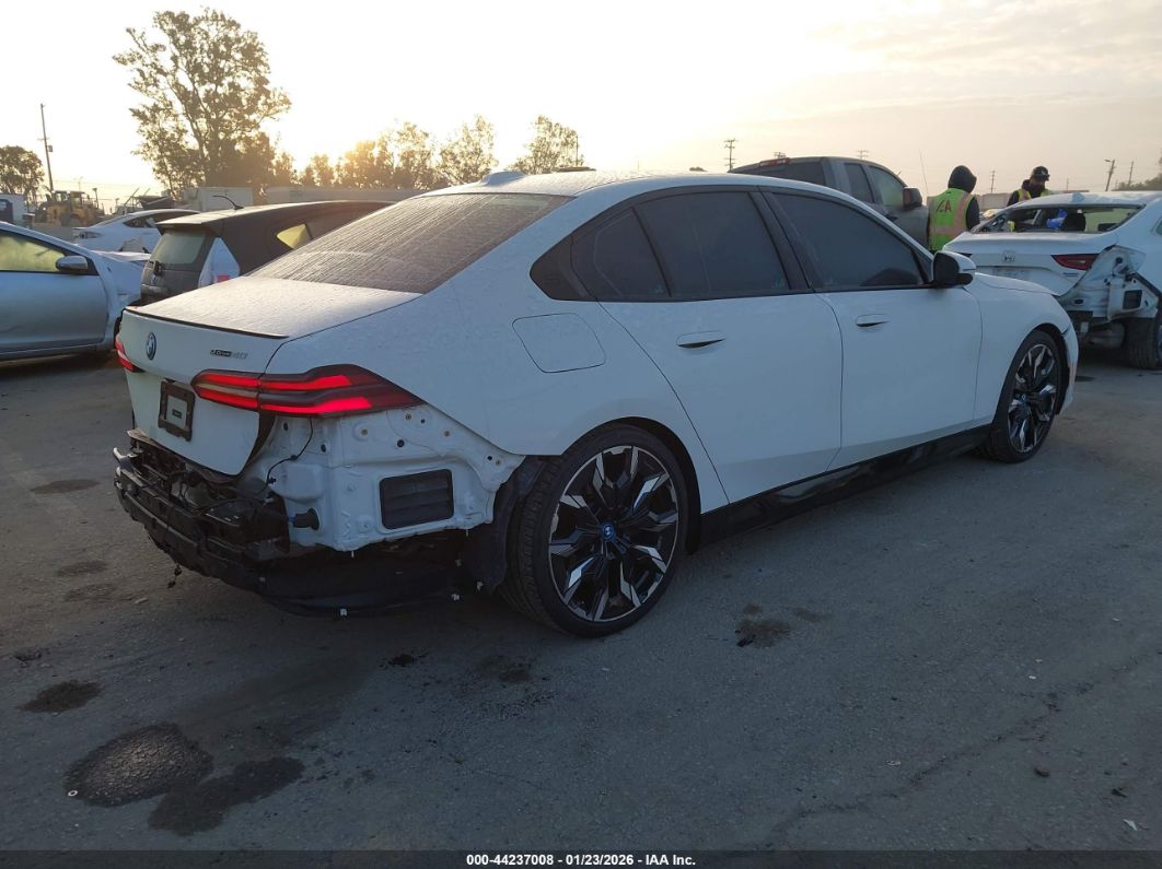 BMW i5 2024