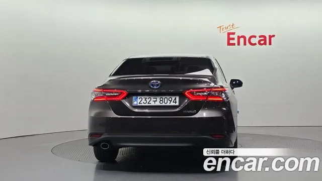 Toyota Camry 2023