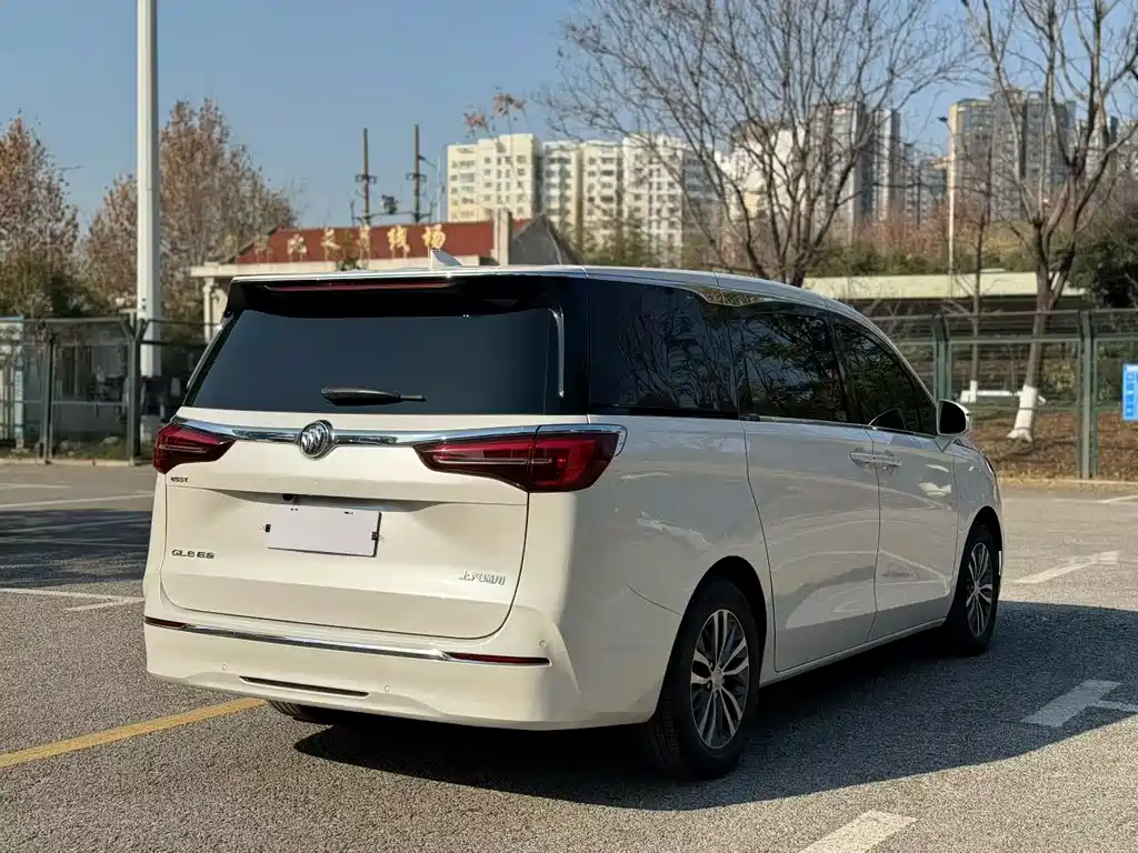 Buick GL8 2022