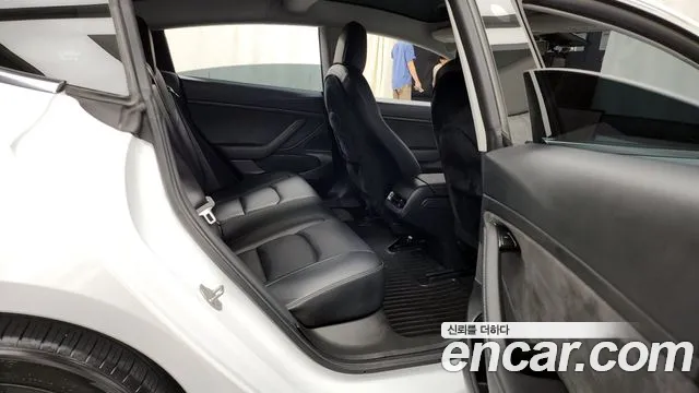 Tesla Model 3 2020