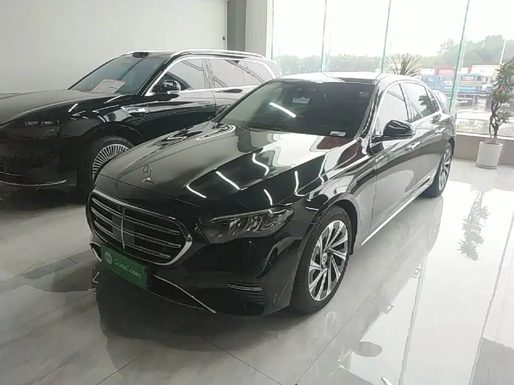 Mercedes-Benz E-Класс 2025