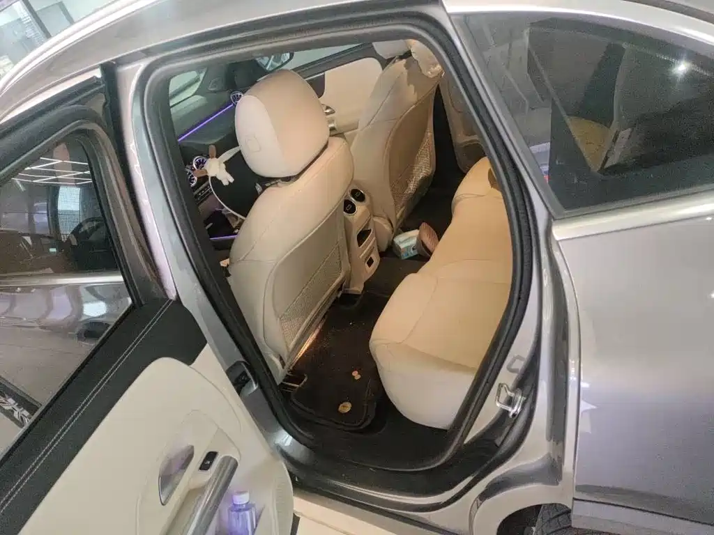 Mercedes-Benz EQA 2023
