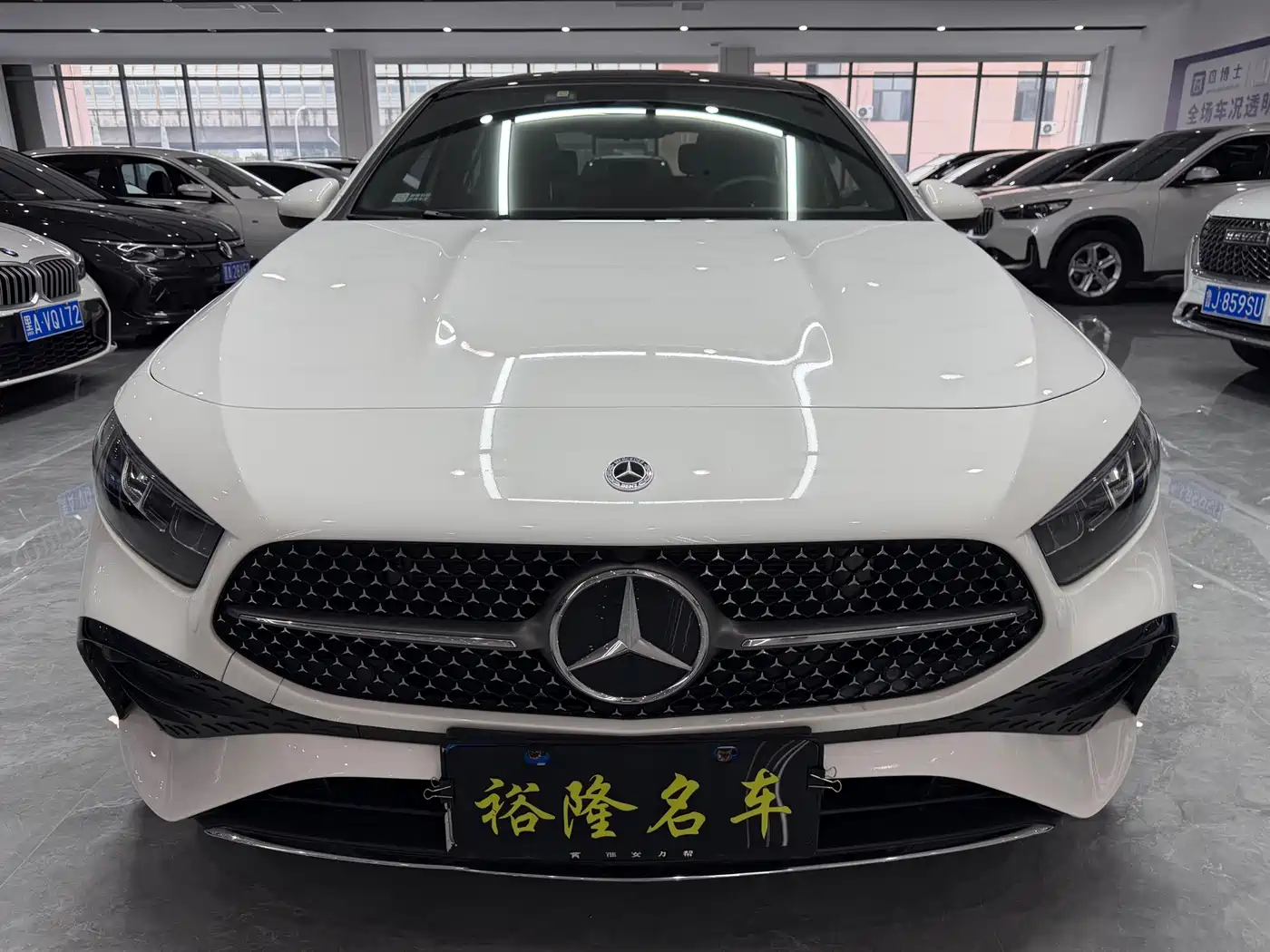 Mercedes-Benz A-Класс 2024
