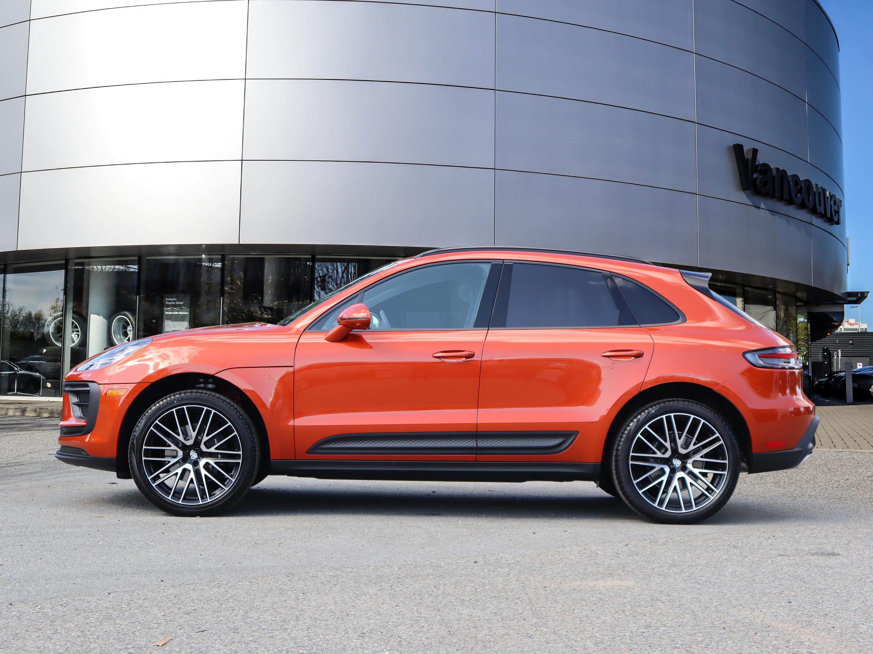 Porsche Macan 2025
