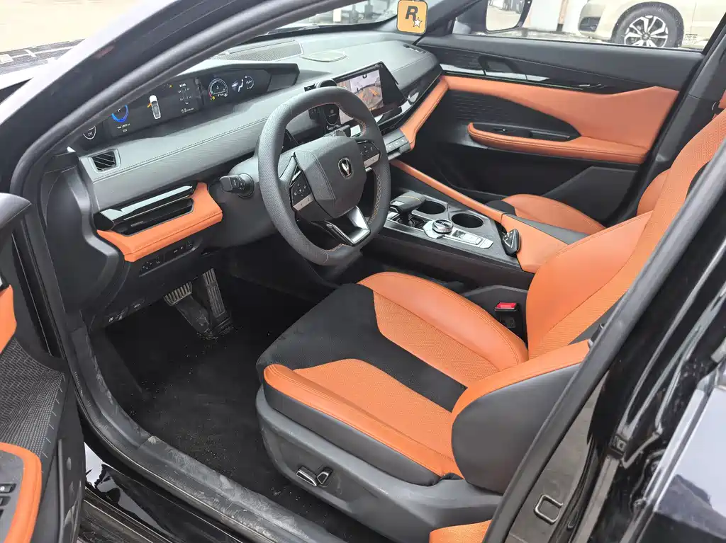 Changan UNI-V 2024