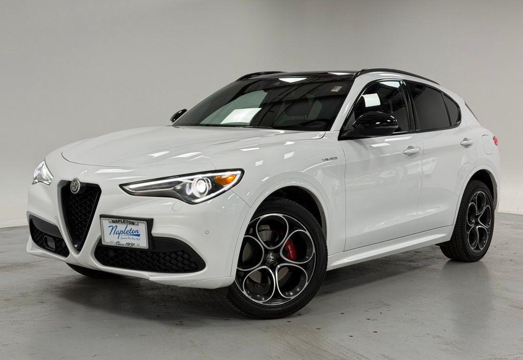 Alfa Romeo Stelvio 2023