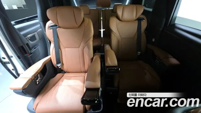 Toyota Alphard 2024