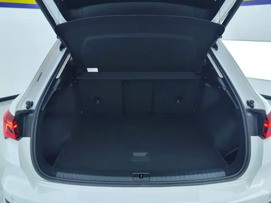 Audi Q3 2021