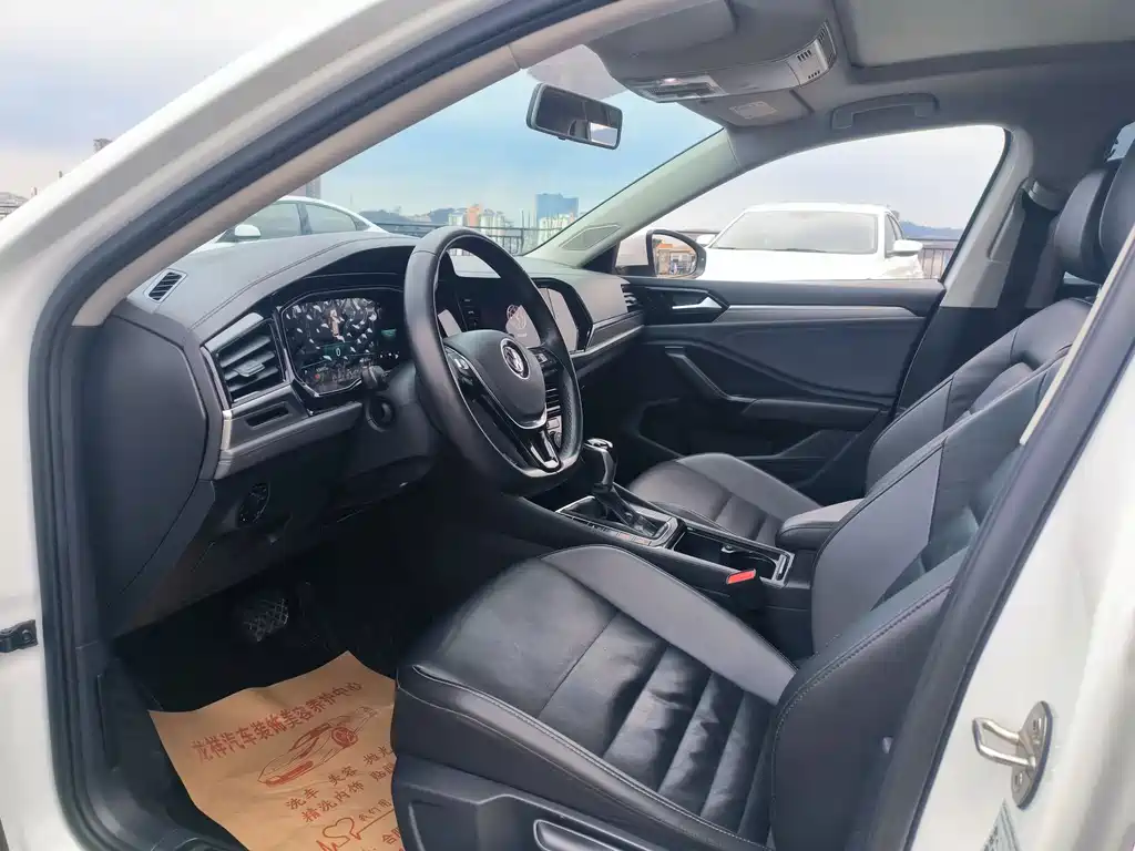 Volkswagen Jetta 2021