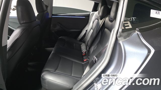 Tesla Model 3 2025
