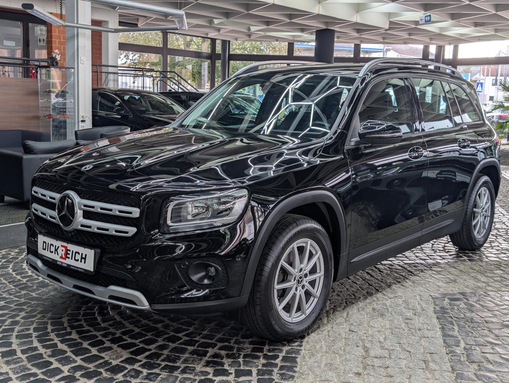 Mercedes-Benz GLB 200 2023