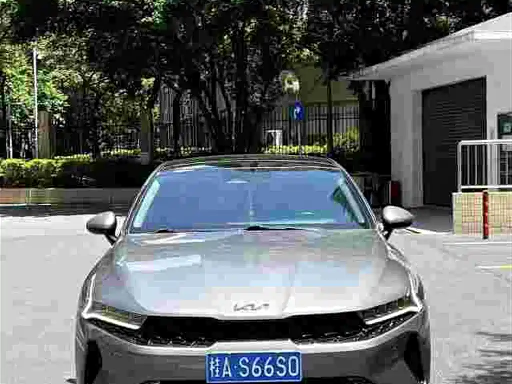 Kia K5 2021
