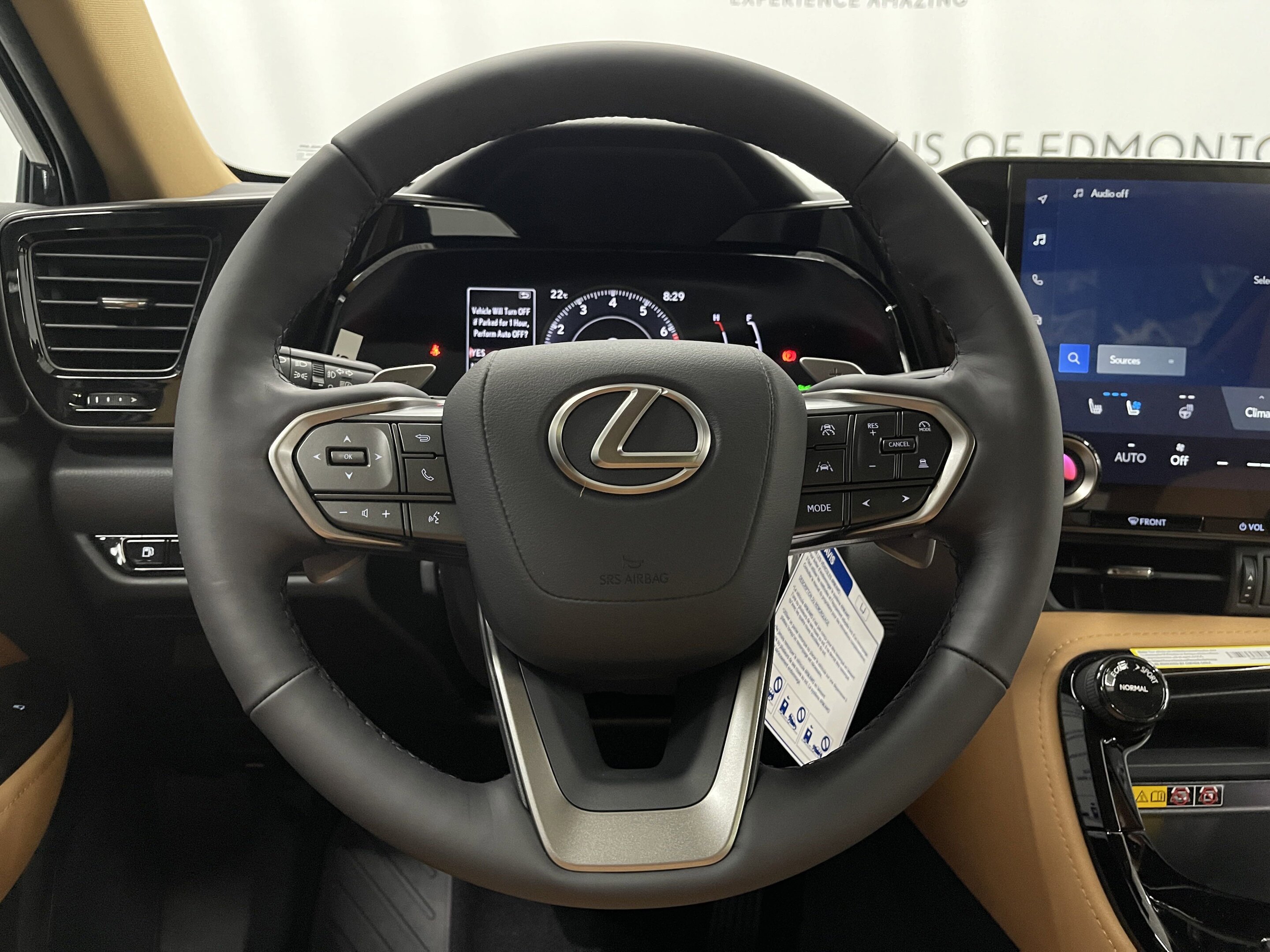 Lexus NX 2025