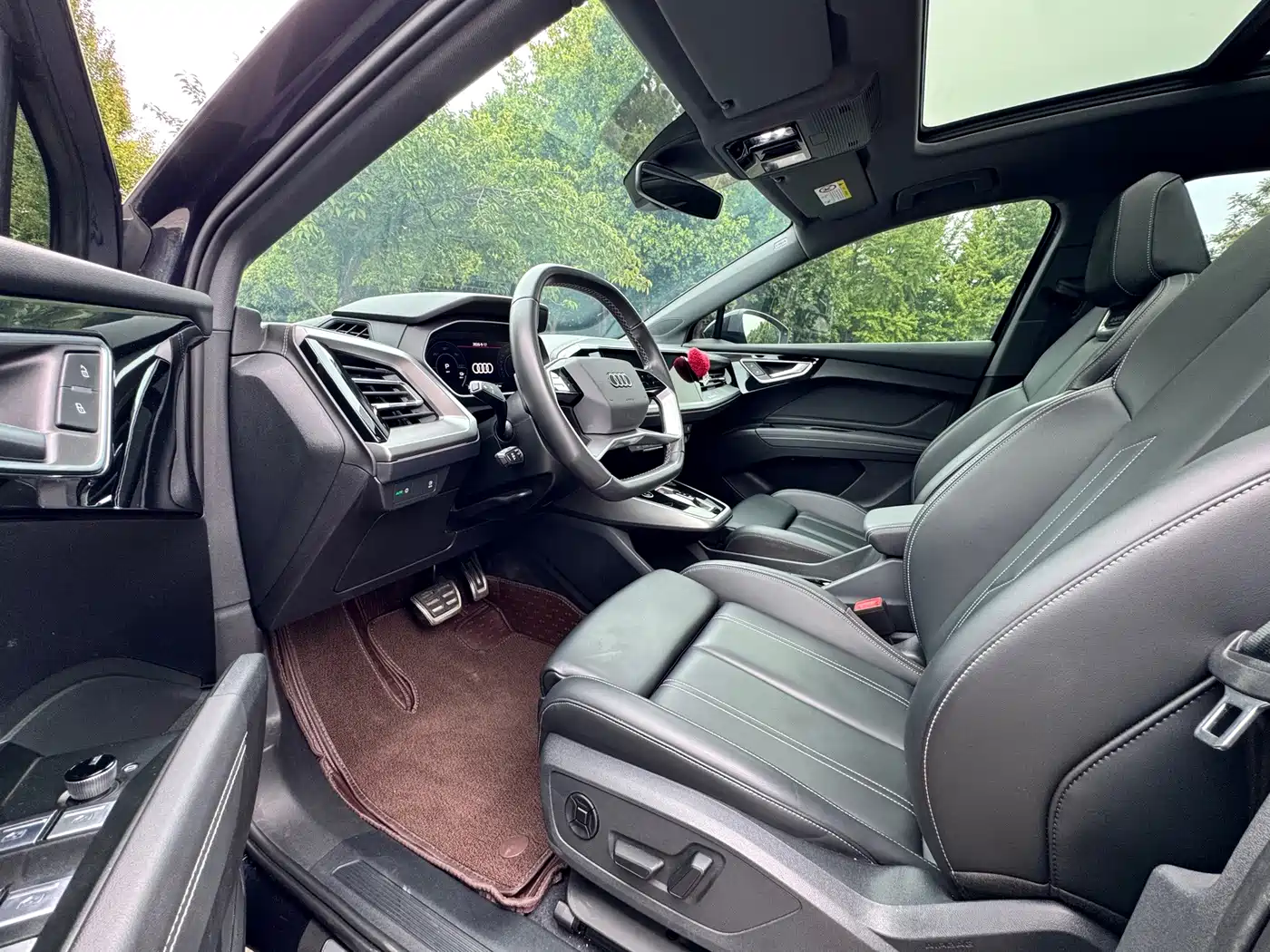 Audi Q4 e-tron 2025
