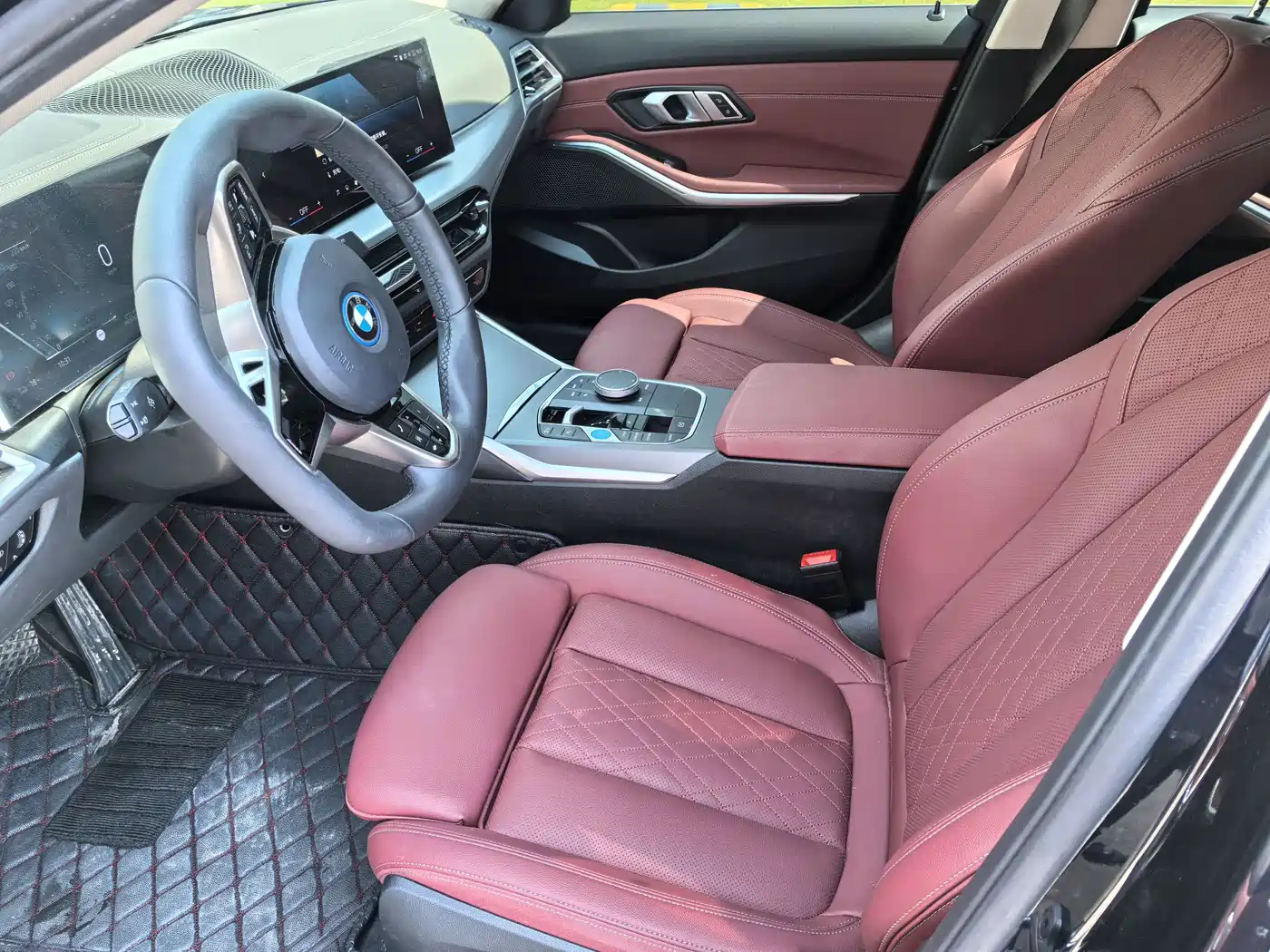 BMW i3 2025